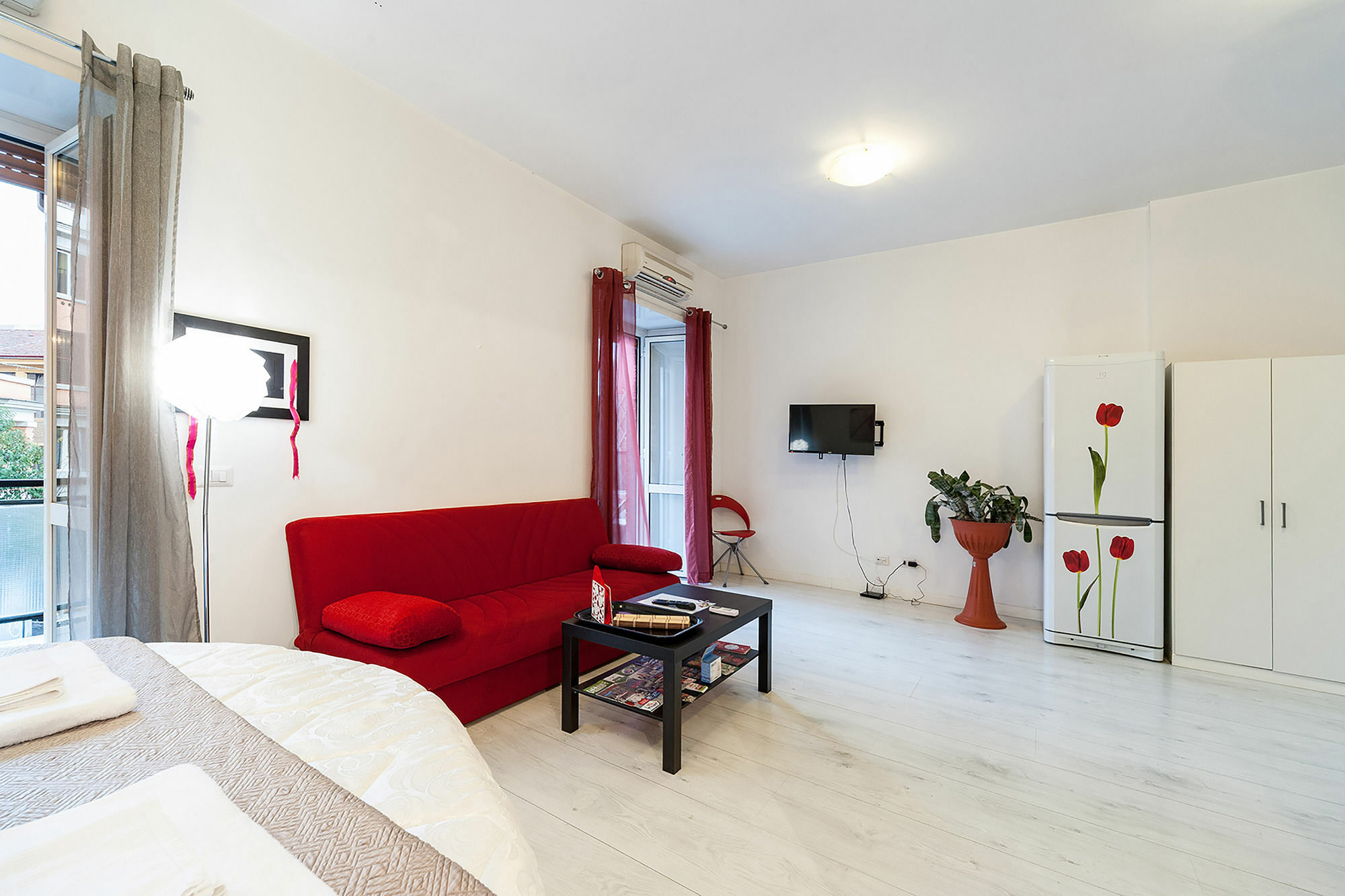 Hosting Flats Guesthouse Roma Ngoại thất bức ảnh